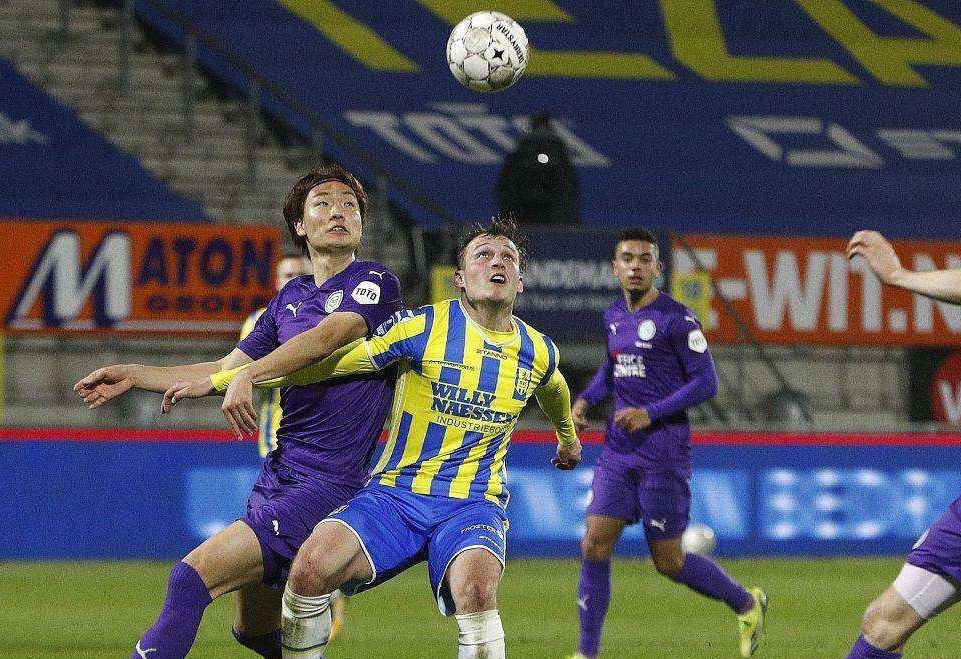 谁就更接近 谁就更接近